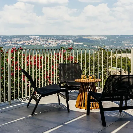 Villa New Luxury Colorful With 60sqm Heated Pool, Jacuzzi, Sauna, 6 Bedrooms *
