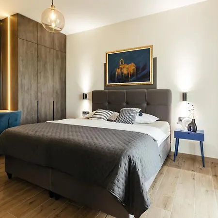Villa New Luxury Colorful With 60sqm Heated Pool, Jacuzzi, Sauna, 6 Bedrooms